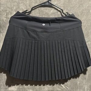BALEAF Womens Pleated Tennis Skirts Size M Lightweight Athletic Golf Skirt.
